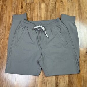 Vuori Meta Jogger Pants Mens Medium Grey Performance V436 Athletic Lightweight